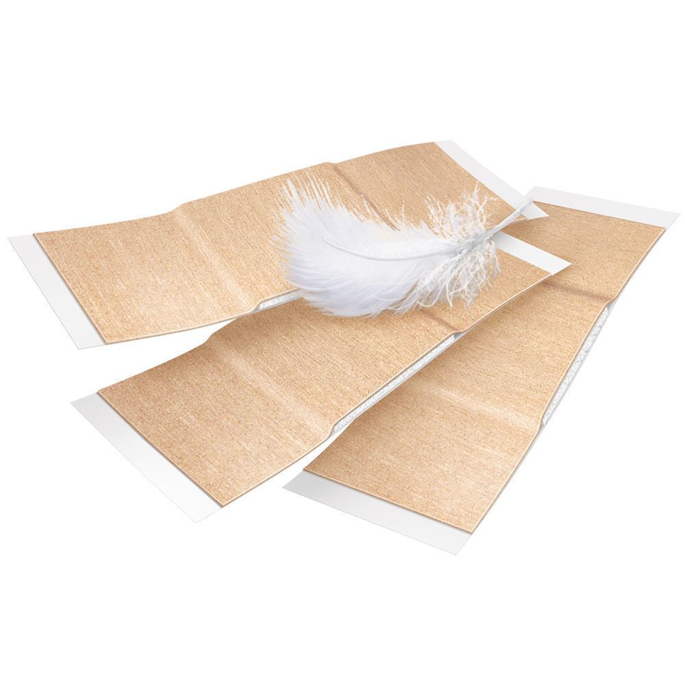 Vier weiche Pflaster mit Feder, DermaPlast® SOFT INJECTION.