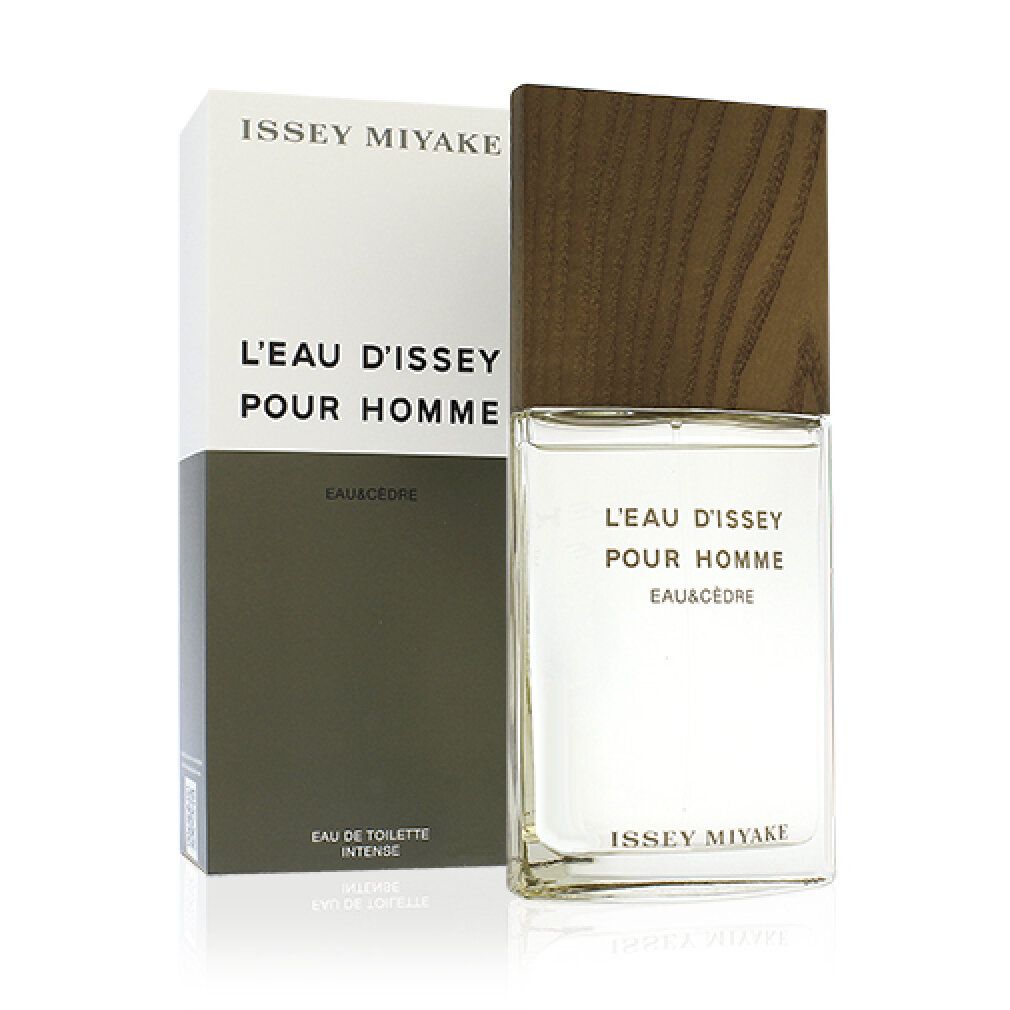 Flakon und Verpackung. Aufschrift: L'Eau d'Issey Pour Homme Eau&Cèdre, Issey Miyake.