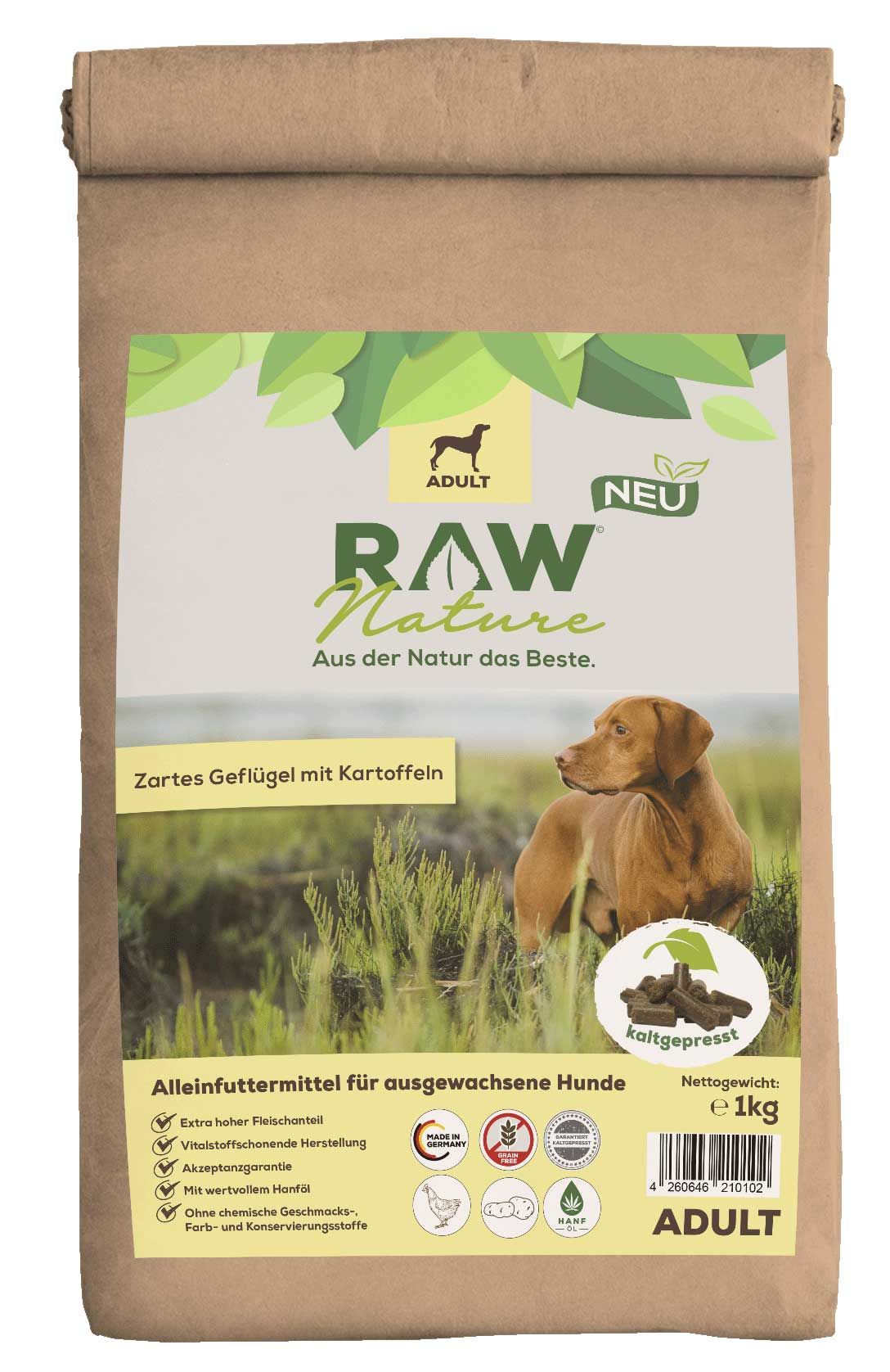 Braune Papiertüte mit RAW Nature Trockenfutter für Hunde. Aufdruck: Zartes Geflügel mit Kartoffeln, 1kg, Adult.