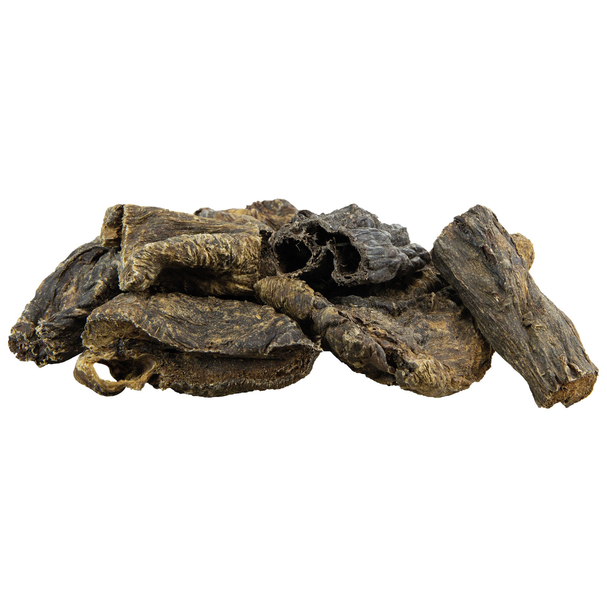 Getrocknete Rinderlunge, unregelmäßig geformt, braun und dunkelbraun. Mehrere Stücke liegen auf weißem Hintergrund.