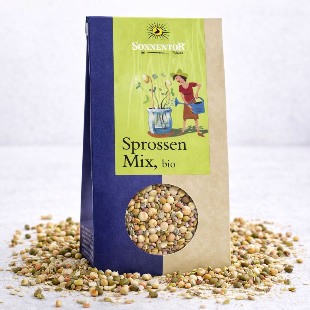 Sonnentor Sprossen-Mix Bio: Eine Tüte mit Sprossenmischung und einem Fenster, das die Samen zeigt. Daneben eine Schüssel mit zubereiteten Sprossen.