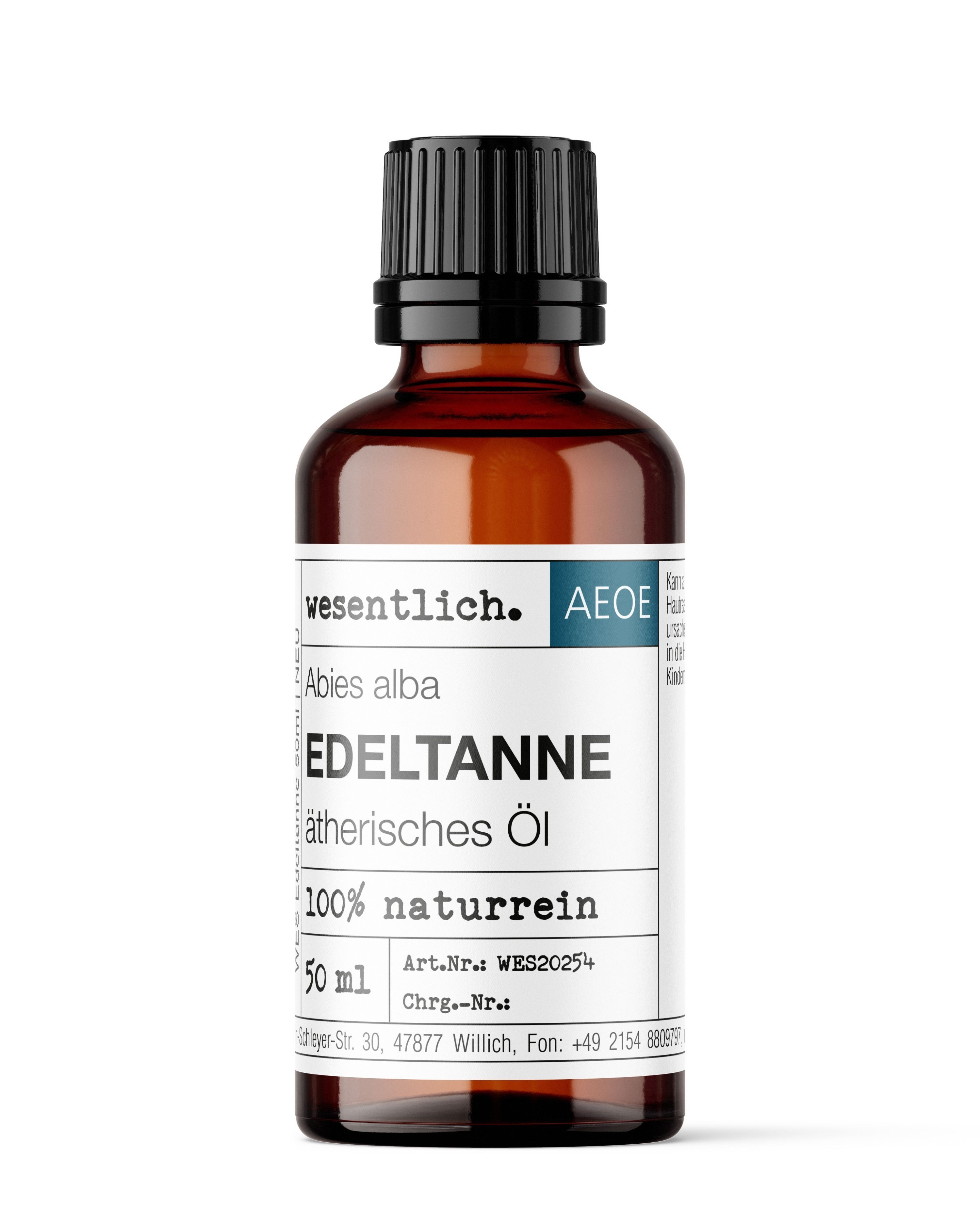 Braune Glasflasche mit schwarzem Deckel, Etikett mit "Edeltanne ätherisches Öl" und "100% naturrein".
