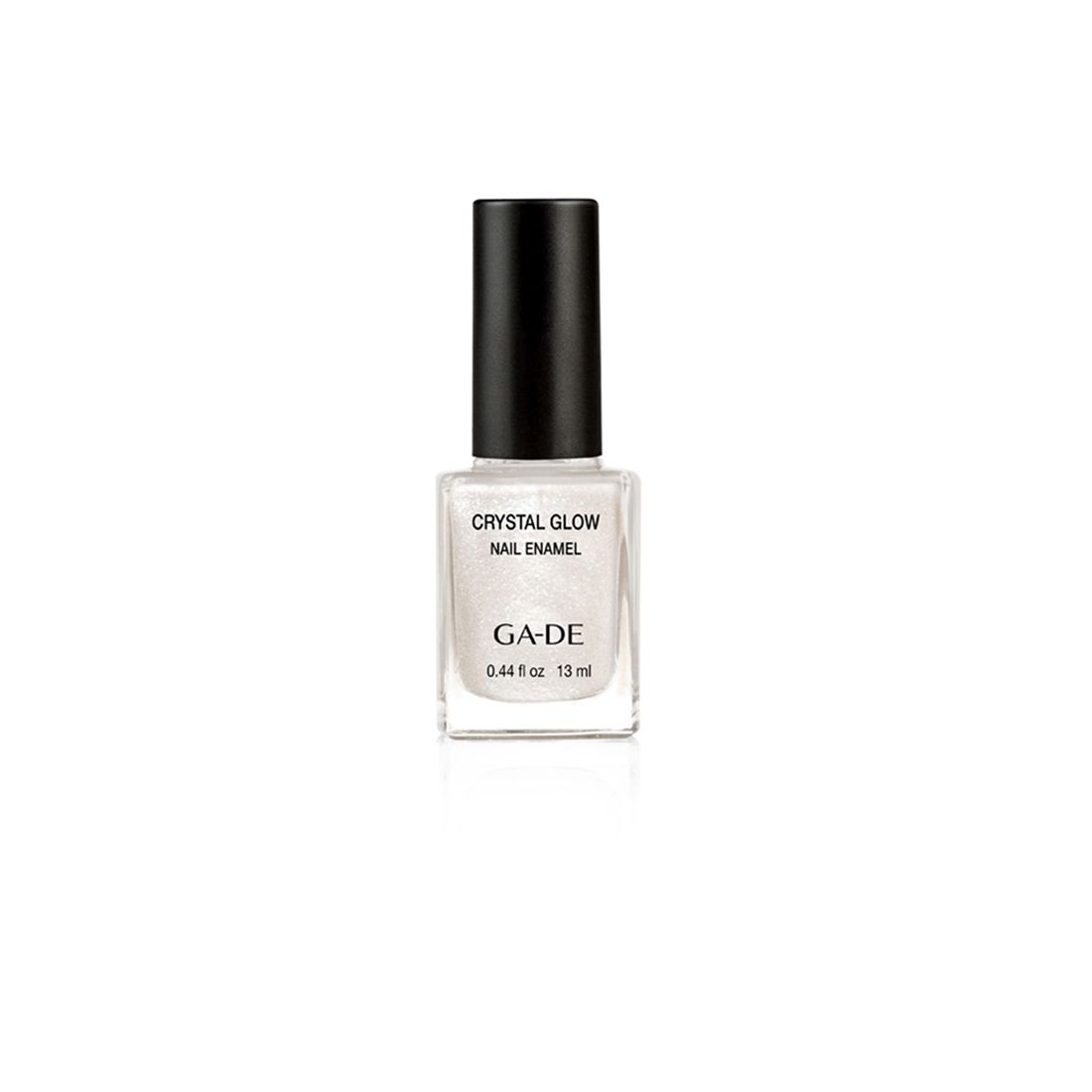 Nagellackflasche mit schwarzem Deckel. Aufschrift: Crystal Glow Nail Enamel. Marke: GA-DE. Inhalt: 13 ml.