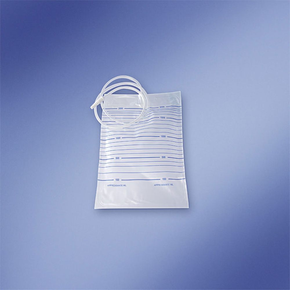 Transparenter Beutel mit Messskala und Schlauch. Blaue Volumenmarkierungen. Auf blauem Hintergrund.
