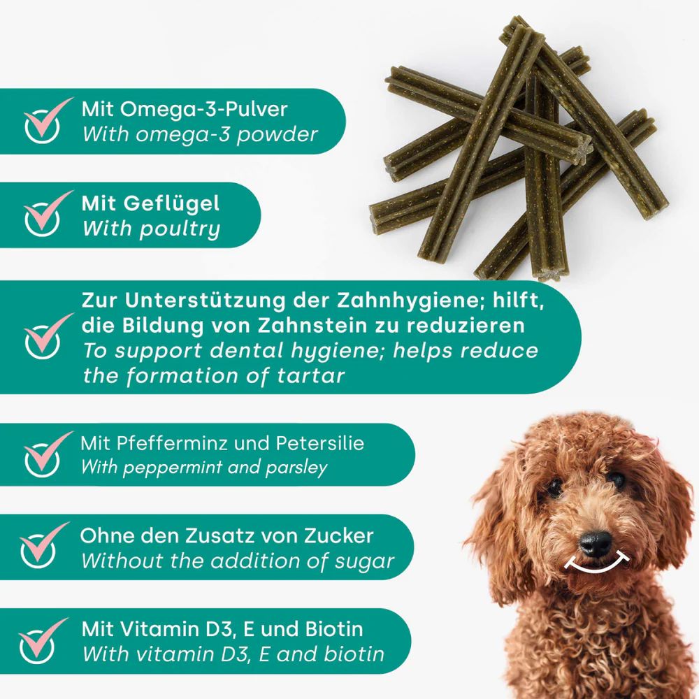 Ein Hund mit Text über Inhaltsstoffe und Vorteile der Dentalsticks. Enthält Omega-3, Geflügel, Pfefferminze.