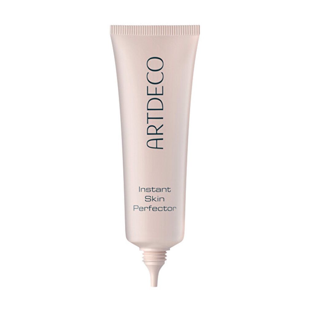 Beige Tube mit schwarzem ARTDECO-Schriftzug und Produktbezeichnung. Spitze zum Auftragen.