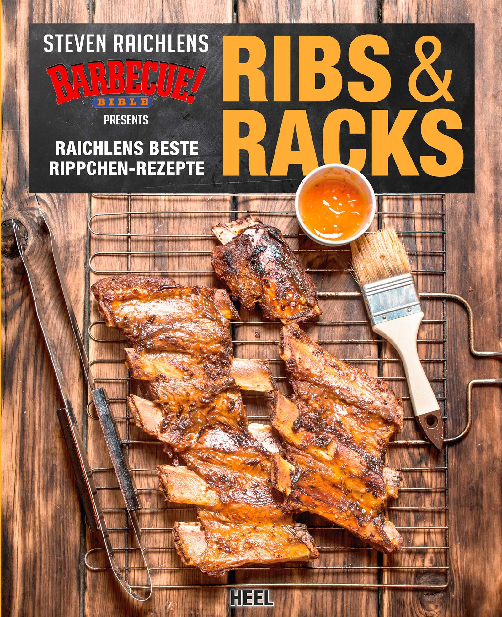 Buchcover mit Titel "Ribs & Racks". Auf Grillrost liegen Rippchen. Dazu Pinsel und Schale mit Sauce. Titel und Autor sind sichtbar.