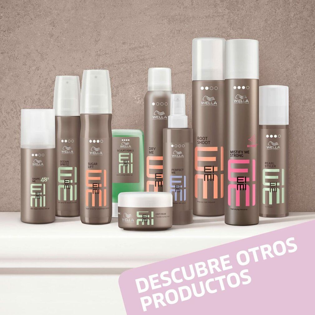 Produktpalette von Wella Eimi. Verschiedene Haarpflegeprodukte, darunter Sprays, Cremes und Gele.