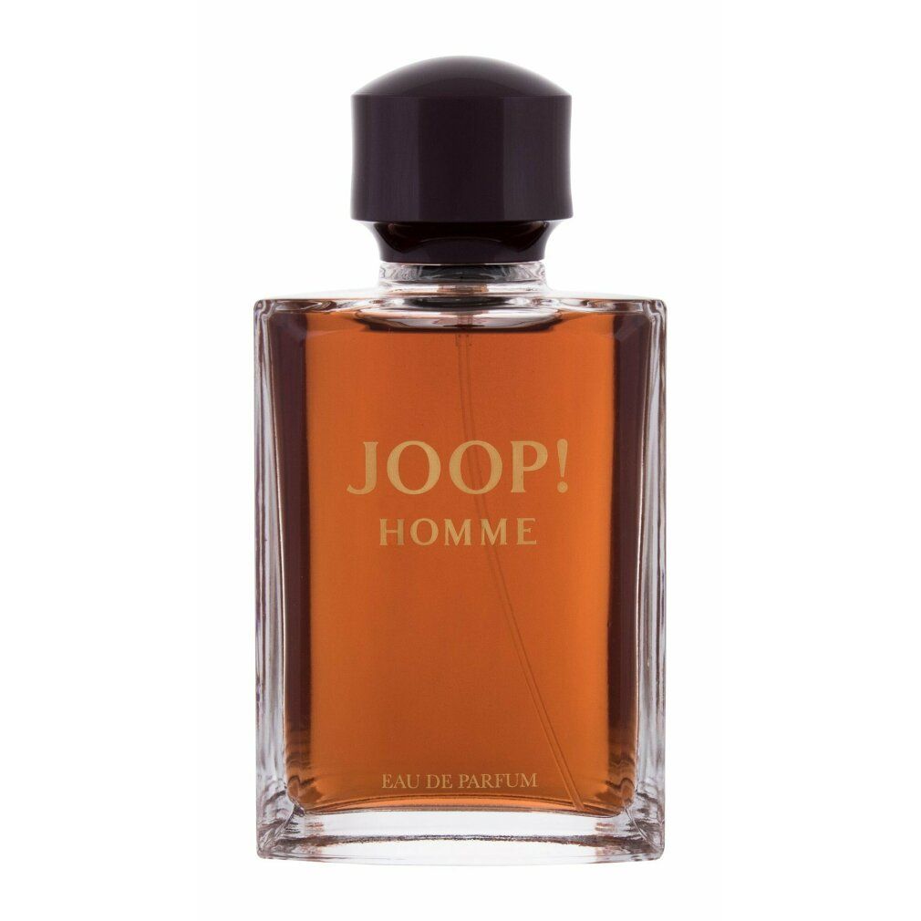 Joop! Homme E.d.P. Nat. Spray. Rechteckiger Glasflakon mit brauner Flüssigkeit. Schwarzer Verschluss. Goldfarbener Schriftzug.