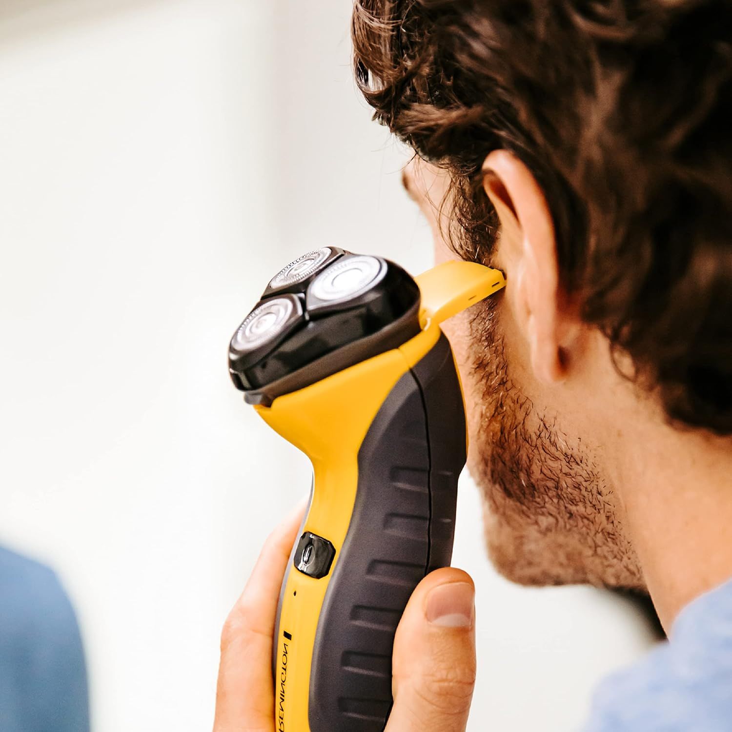 REMINGTON Rasierer PR1855 Indestructible Polycarbonatgehäuse Rotationsrasierer