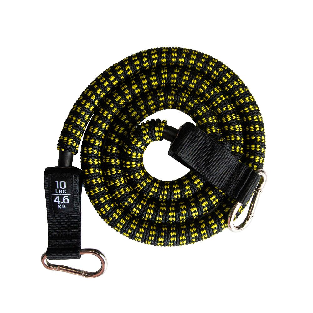 Gelb-schwarzes Sport-Thieme Tube Premium. Schwarze Schlaufen mit Karabinerhaken. Aufschrift: 10 LBS, 4.6 KG.
