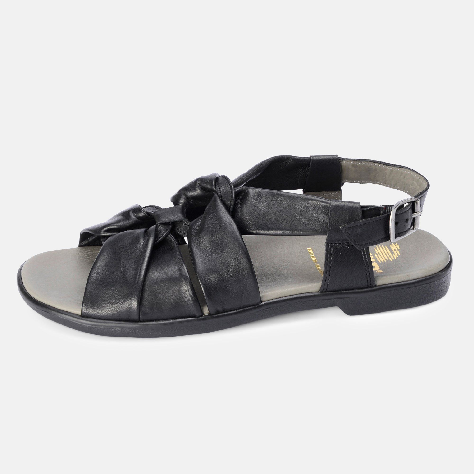 Schwarze Sandale mit breiter Passform. Obermaterial mit Knoten-Design. Riemen mit Schnalle. Graue Innensohle. Logo.
