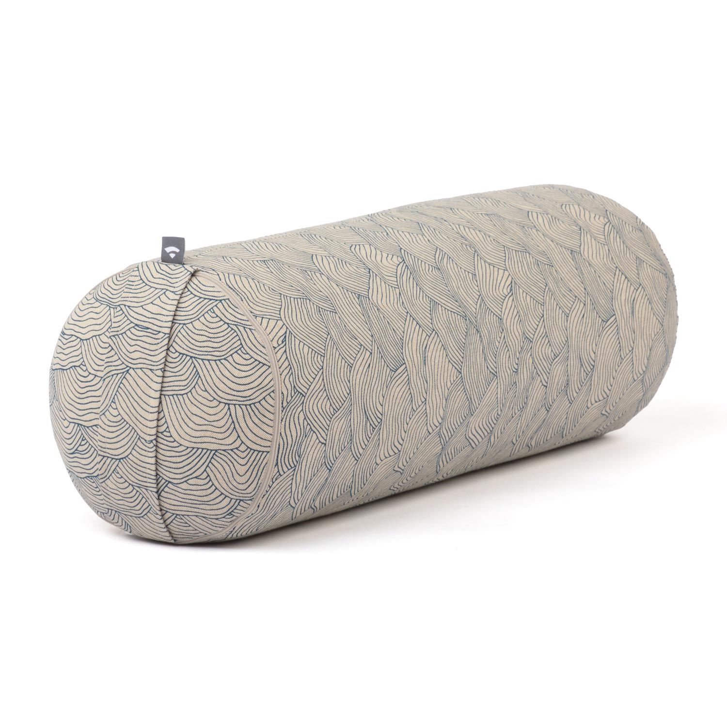 Zylindrisches Yoga-Bolster mit blauem Wellenmuster. Markenetikett.