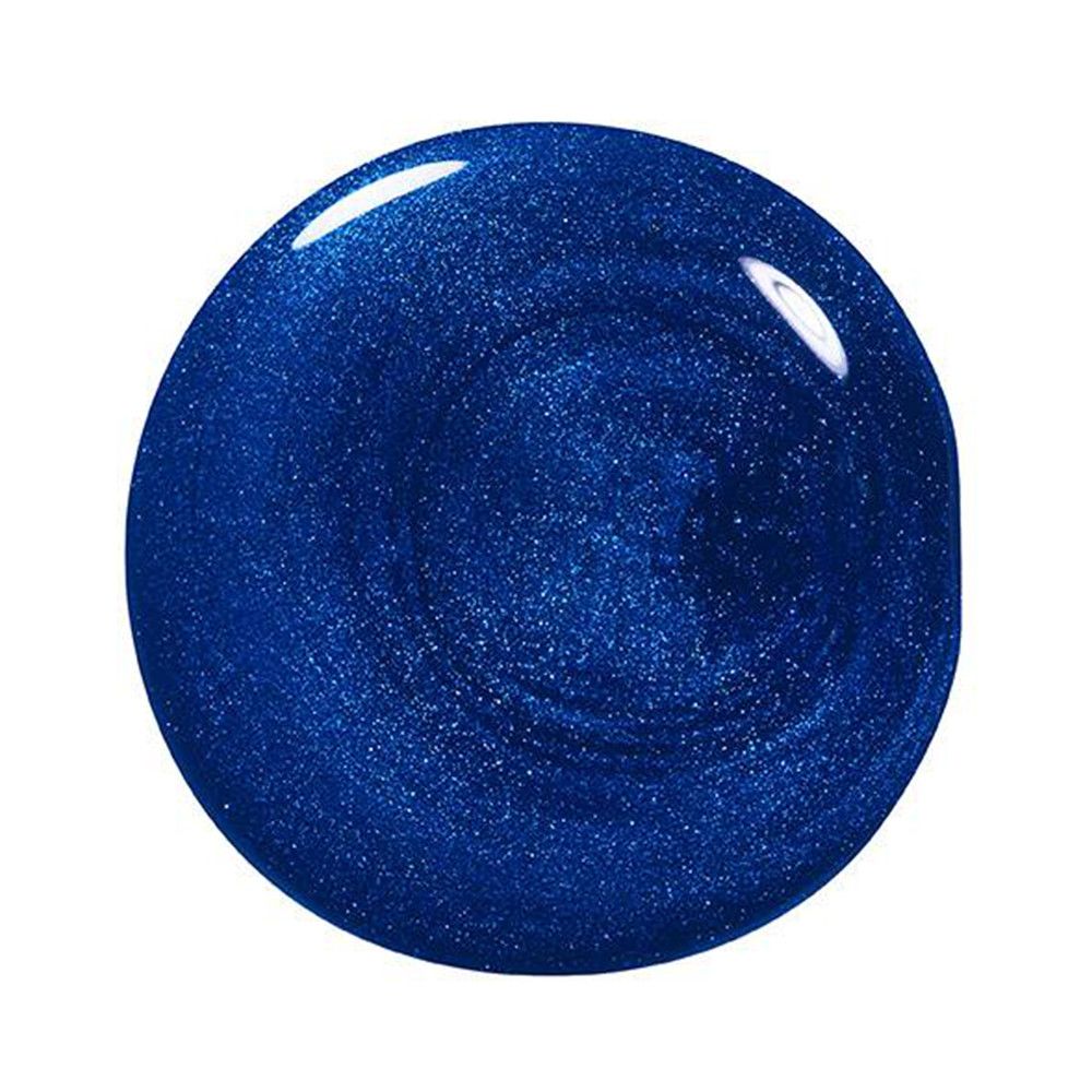 Blauer Nagellack-Tropfen mit Glitzer-Effekt. Runde Form, glänzende Oberfläche.